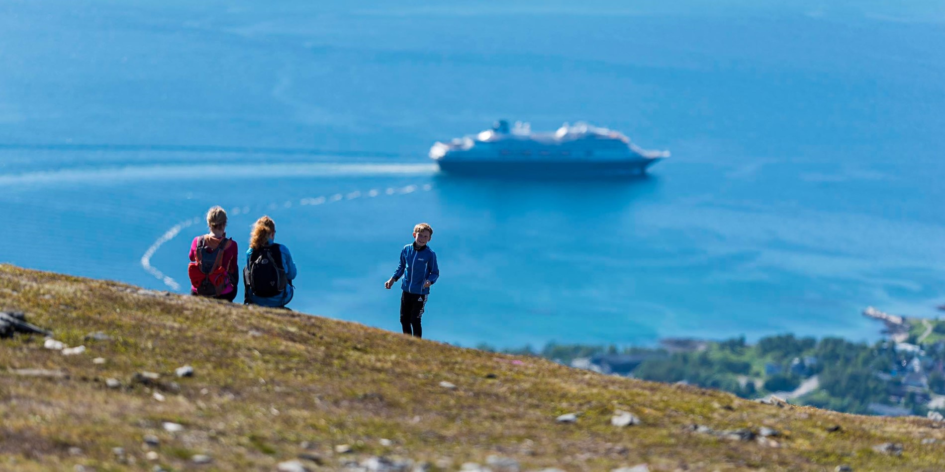 Mountain hike in Tromsø