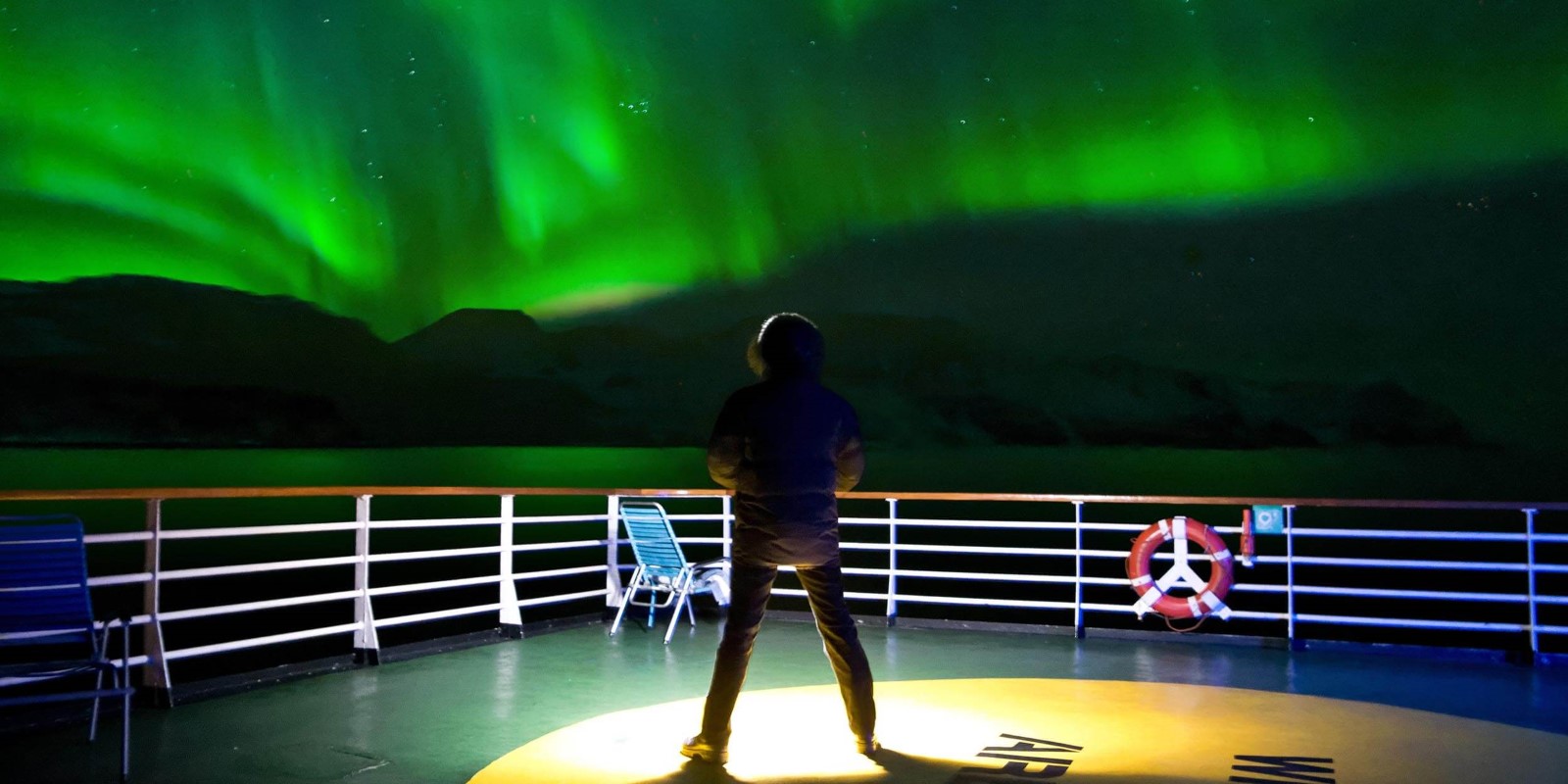 A spectacular Northern Lights show from Hurtigruten deck