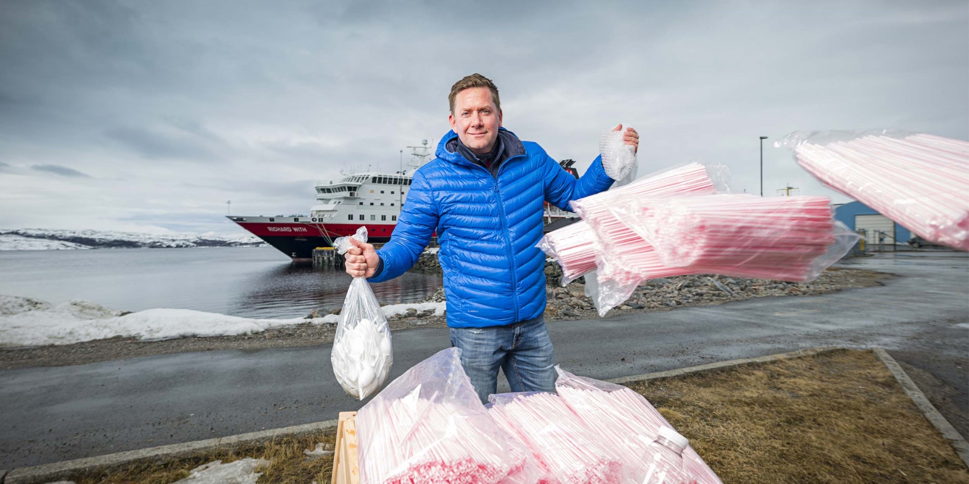 PLASTIC BAN: One million plastic straws a year are among the single use plastic items that will removed from all Hurtigruten ships this summer, as the company imposes a ban on single use plastic. Hurtigruten CEO Daniel Skjeldam, Hotel Manager Kristian Skar and rest of Hurtigruten employees are already removing plastic items from MS Richard With (in the background) and other Hurtigruten ships. 
